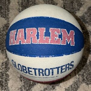 Spalding Harlem Globetrotters Signed Basketball Vintage Classic Ball Used Pre O.